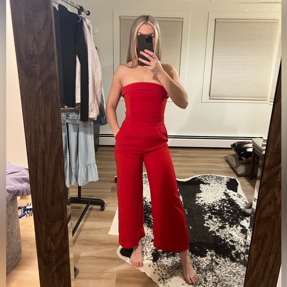 Red Jumpsuit - Cupcakes and Cashmere - Picture 6 of 6